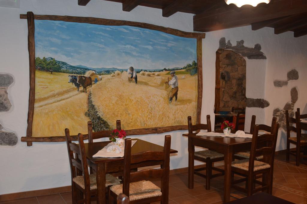דורגלי Turismo Rurale Belvedere Pradonos מראה חיצוני תמונה